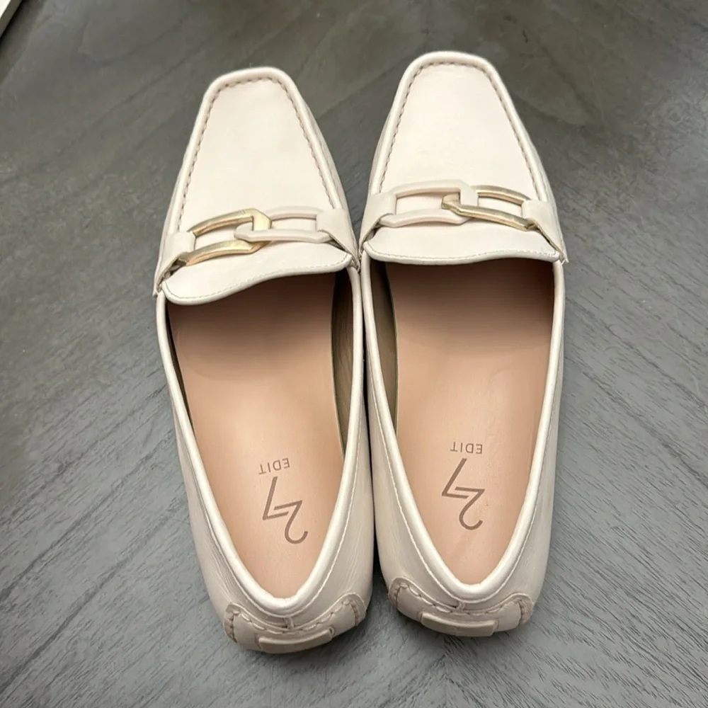 27 Edit Naturalizer Hellen chain Loafer in Satin Pearl